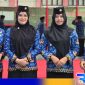 Caption: pose bersama para pegawai wanita Lapas Narkotika Pamekasan, usai gelar upacara Hari Ibu tahun 2024.