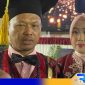Caption: Rektor Universitas Trunojoyo Madura (Dr. Safi') saat diwawancara awak media, (dok. regamedianews). 
