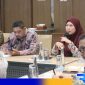 Caption: Pps Kepala BPJS Ketenagakerjaan Cabang Madura, Diny Firmani Rahma, menyampaikan sambutannya saat rakor di Surabaya. 