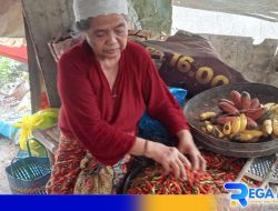 Musim Hujan Picu Cabai Busuk, Harga Melonjak Rp70 Ribu Perkilogram