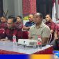 Caption: pegawai Lapas Narkotika Kelas IIA Pamekasan saat zoom meeting dengan Kadiv Pemasyarakatan Kanwil Kemenkumham Jatim, di aula R.Saharjo.