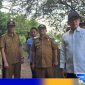 Caption: Wamendagri (Bima Arya Sugiarto) bersama Pj Bupati Sampang dan pejabat Pemkab saat meninjau waduk klampis, (dok. regamedianews). 