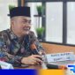 Caption: Wakil Bupati Bangkalan (Fauzan Dja'far) saat kunjungan mendadak meninjau kinerja pegawai kantor Pemkab Bangkalan, (dok. regamedianews). 