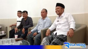 Hari Pertama Masuk Rumdis, Wabup Sampang Pakai Outfit Ala Santri