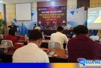 Caption: berlangsungnya focus group discussion KPU Sampang di Ballroom Hotel Bahagia, (dok. regamedianews). 