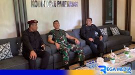 Caption: Kalapas Narkotika Pamekasan (Fathorrosi) saat kunjungan ke Dandim 0826 Pamekasan (Letkol Inf Herik Prasetiawan).