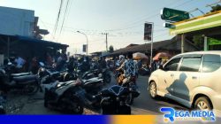 Ngabuburit Perdana, Pasar Palengaan Terpantau Ramai