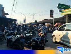 Ngabuburit Perdana, Pasar Palengaan Terpantau Ramai