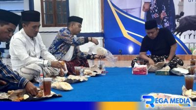 Kesederhanaan Ra Wabup Sampang Saat Berbuka Puasa