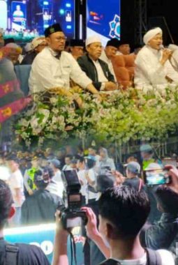 Gelar Acara 3 Malam Berturut-Turut, Pedagang Asongan dan Perantau Apresiasi Pemerintahan H.Idi – Ra Mahfud