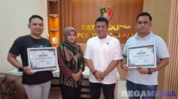 Tangkap 2 Buronan, Kohati Beri Reward Reskrim Sampang