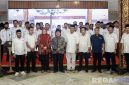 Caption: Pengurus SMSI Madura Raya saat dilantik di Pendopo Keraton Agung Sumenep, (dok. regamedianews). 