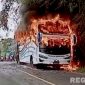 Caption: potongan video viral Bus Pahala Kencana terbakar saat melintas di jalan raya Paterongan Bangkalan Madura. 