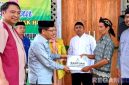 Caption: Penyerahan Bantuan Rumah Mahyani oleh Baznas Provinsi Gorontalo, kepada salah satu penerima bantuan pada tahun 2023 yang lalu.
