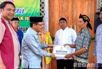 Caption: Penyerahan Bantuan Rumah Mahyani oleh Baznas Provinsi Gorontalo, kepada salah satu penerima bantuan pada tahun 2023 yang lalu.