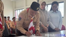 Caption: Kalapas Narkotika Kelas IIA Pamekasan tanda tangani surat kerjasama dengan Kwarcab Gerakan Pramuka dan Sanggar Senam Talang Siring. 