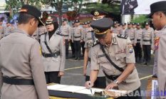 Dua Pejabat Utama Polres Sampang Dimutasi