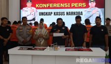 Caption: Polres Pamekasan saat gelar konferensi pers ungkap 7 kasus narkoba 17 tersangka, (dok. regamedianews). 