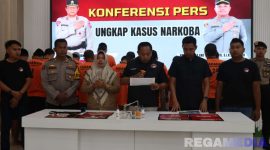 Caption: Polres Pamekasan saat gelar konferensi pers ungkap 7 kasus narkoba dan menangkap 17 pelaku, (dok. regamedianews). 