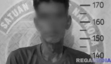 Caption: tersangka kasus narkoba inisial MA saat diamankan di ruang Satresnarkoba Polres Sumenep. 