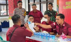 Petugas Lapas Narkotika Pamekasan Dites Urine