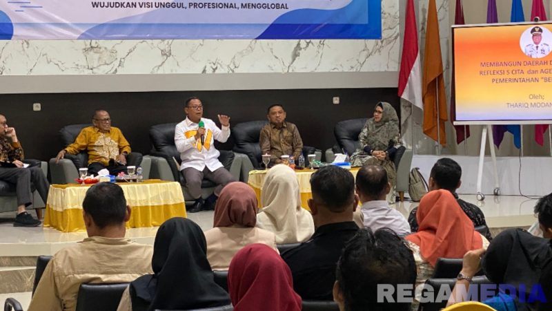 Caption: Bupati Gorontalo Utara Thariq Modanggu, tengah memaparkan Agenda 100 Hari Kerja Pemerintahan 