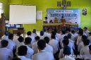 Caption: berlangsungnya sosialisasi P4GN kepada pelajar SMAN 3 Sampang dalam rangkaian MPLS, (dok. regamedianews). 