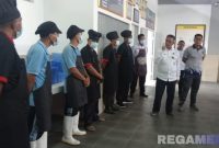 Caption: pengecekan kondisi kebersihan dan kelengkapan sarana prasarana (Dapur Sehat) Lapas Narkotika Kelas IIA Pamekasan. 
