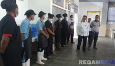 Caption: pengecekan kondisi kebersihan dan kelengkapan sarana prasarana (Dapur Sehat) Lapas Narkotika Pamekasan. 