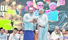 Hadiri Acara 1 Dekade, Bupati Sampang Apresiasi Majelis Sholawat Attaufiq
