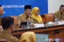 Caption: Pemkab Sampang saat rakor pembinaan pemerintah digital dan pemantauan SPBE, (sumber foto: Diskominfo Sampang). 