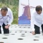 Caption: Menteri Imipas (Agus Andrianto), menanam bibit edamame dan kubis di lahan SAE L’Sima, Kabupaten Malang, (foto istimewa). 