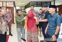 Caption: Kejari Bangkalan selesaikan dua perkara tindak pidana ringan di Rumah Restorative Justice UTM. 