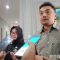 Cation: Kasi Intel Kejaksaan Negeri Sampang, Diecky E.K Andriyansyah, diwawancara awak media terkait Dana Desa, (dok. regamedianews). 