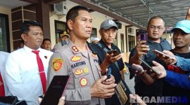 Caption: Kapolres Sampang AKBP Hartono, diwawancara awak media usai kunjungan silaturahmi Kapolda Jatim, (dok. regamedianews). 