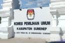 Caption: Kantor Komisi Pemilihan Umum Kabupaten Sumenep, Jl. Asta Tinggi No.99, Kebun Agung, Sumenep. 