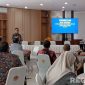 Caption: konferensi pers capaian akreditasi dan pembukaan program studi baru yang digelar di lantai 9 Gedung Rektorat UTM. 