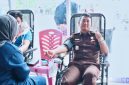 Caption: petugas Kejaksaan Negeri Pohuwato turut ikut berdonor darah,  (dok. regamedianews). 