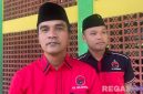 Caption: Bupati Bangkalan Lukman Hakim, diwawancara awak media disela konfercab PDI-P Bangkalan, (dok. regamedianews). 