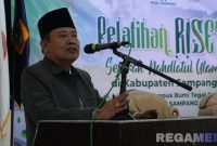 Caption: Ketua Tanfidziyah PCNU Kabupaten Sampang, KH. Itqon Bushiri, (sumber foto: PCNU Sampang). 