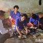 Caption: Kepala Rutan Sampang, Kamesworo, memastikan warga binaan mendapat makanan yang layak dan bergizi, (foto istimewa). 