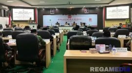 Caption: berlangsungnya rapat paripurna DPRD Pamekasan, dalam penyampaian pendapat akhir fraksi terhadap RPJMD 2025-2029, (dok. regamedianews). 