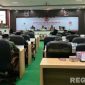 Caption: berlangsungnya rapat paripurna DPRD Pamekasan, dalam penyampaian pendapat akhir fraksi terhadap RPJMD 2025-2029, (dok. regamedianews). 