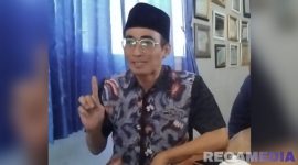 Caption: Manager Eksternal CV Ayunda Permata Sejahtera, Samhari, saat ditemui dan diwawancara awak media, (dok. regamedianews). 
