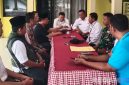 Caption: Camat Burneh bersama Forkopimcam dan perwakilan SPPG, rakor pemetaan wilayah penerima program MBG, (dok. regamedianews). 