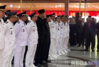 Caption: suasana sebelum berlangsungnya pengambilan sumpah jabatan pejabat, di Pendopo Agung Bangkalan, (dok. regamedianews). 