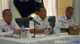 Caption: Wakil Menteri Imipas RI, Silmy Karim, tengah memberikan arahan kepada seluruh jajarannya, (foto istimewa). 
