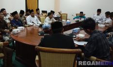 Datangi DPRD Sampang, Pemuda Tiga Desa Luruskan Isu ‘Miring’