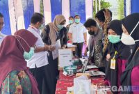Caption: Kemenkes RI menelusuri satu per satu alur kegiatan mulai dari registrasi, pemeriksaan, hingga tindak lanjut hasil skrining, (dok. foto istimewa). 