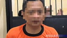 Caption: MZ tersangka kasus penipuan, tampak memakai baju tahanan Polres Pamekasan, (dok. regamedianews). 